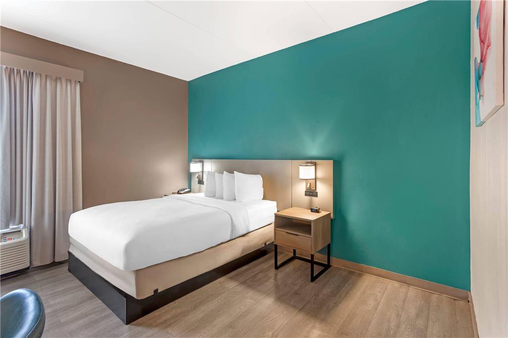 Comfort Inn & Suites Mt. Holly Westampton - photo 25