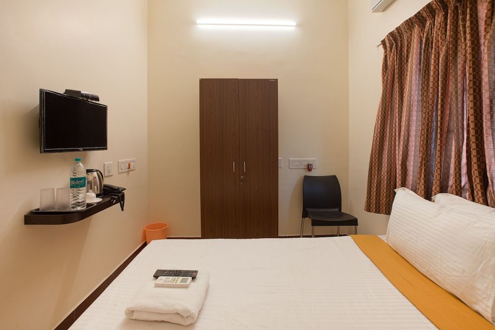Hotel Temple Stay in Tiruchirappalli, India
