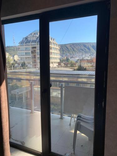 Apartment Three Bedroom In Saburtalo