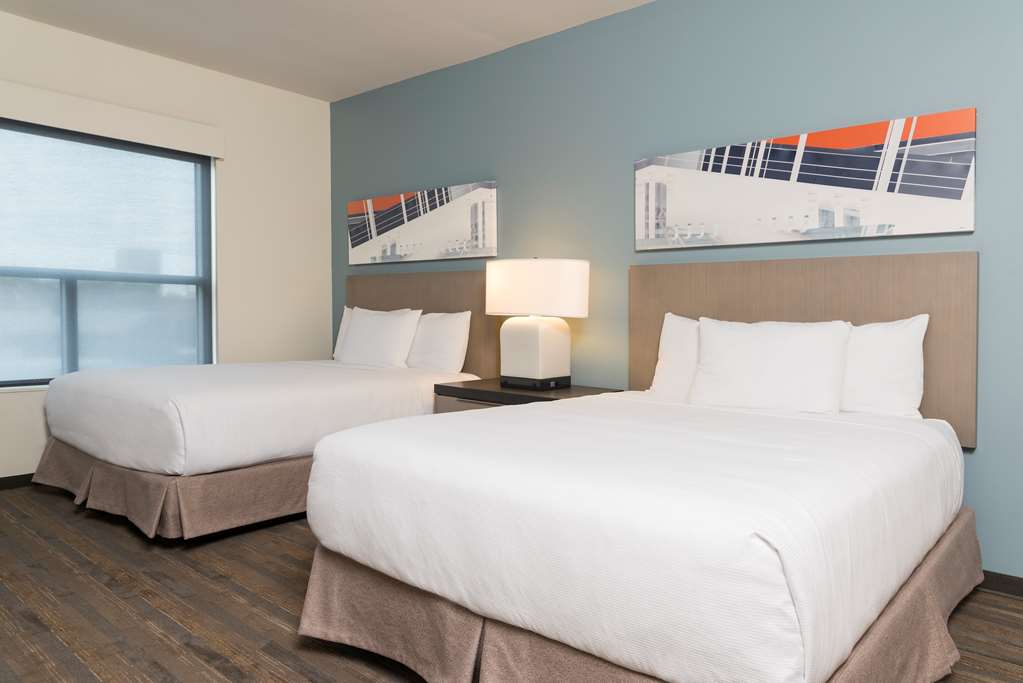 Hyatt House Austin Downtown - photo 11