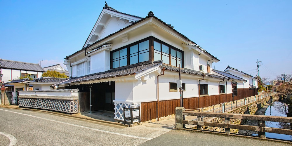 Ikuha Bettei Toraya - carbon neutral hotel in Ukiha