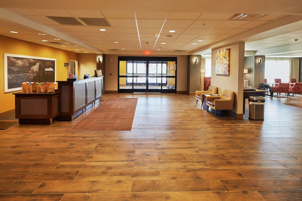 Hampton Inn Parker - photo 9