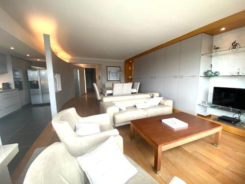 Studio met groot zonneterras centrum Oostende — 4-Star Luxury Hotel in Ostend, Belgium