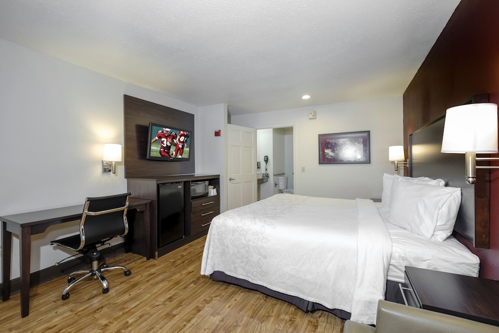 Red Roof Inn Plus Hammond - photo 24