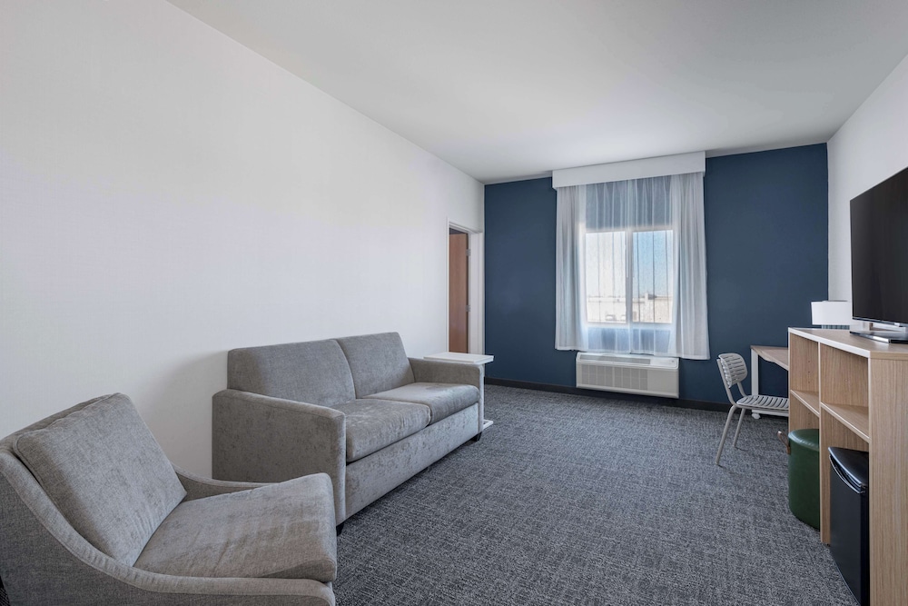 Spark by Hilton Dumas - photo 10