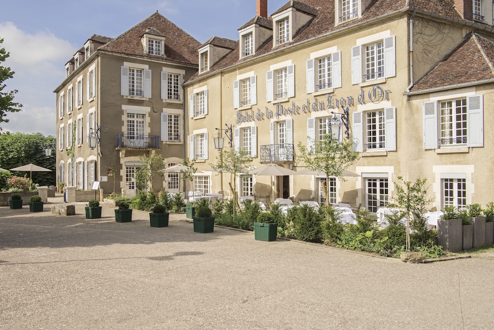 Hôtel Restaurant de la Poste et du Lion d'Or — 4-Star Luxury Hotel in Avallon, France