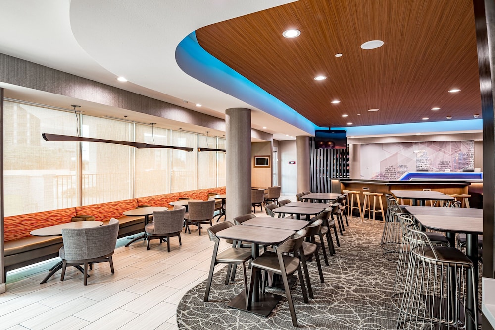 SpringHill Suites by Marriott Dallas Central Expressway - photo 52