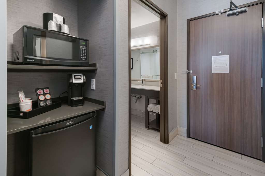 Comfort Suites Kennewick At Southri - photo 27