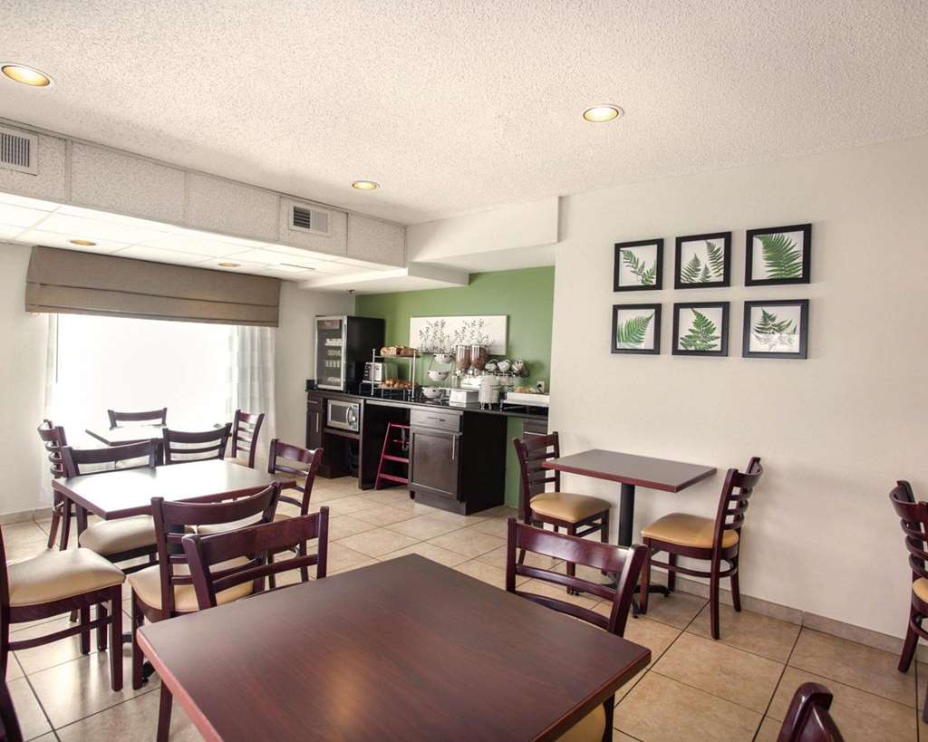 Sleep Inn Nashville Downtown Opryland Area - photo 26