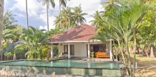 Buntung Beach Villa — 4-Star Luxury Hotel in Gili Air, Indonesia