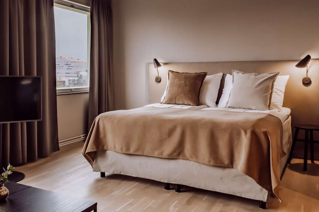 Clarion Collection Odin