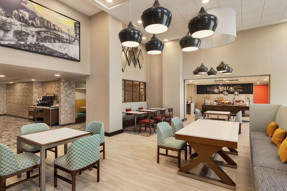 Hampton Inn Indianapolis Downtown IUPUI - photo 25