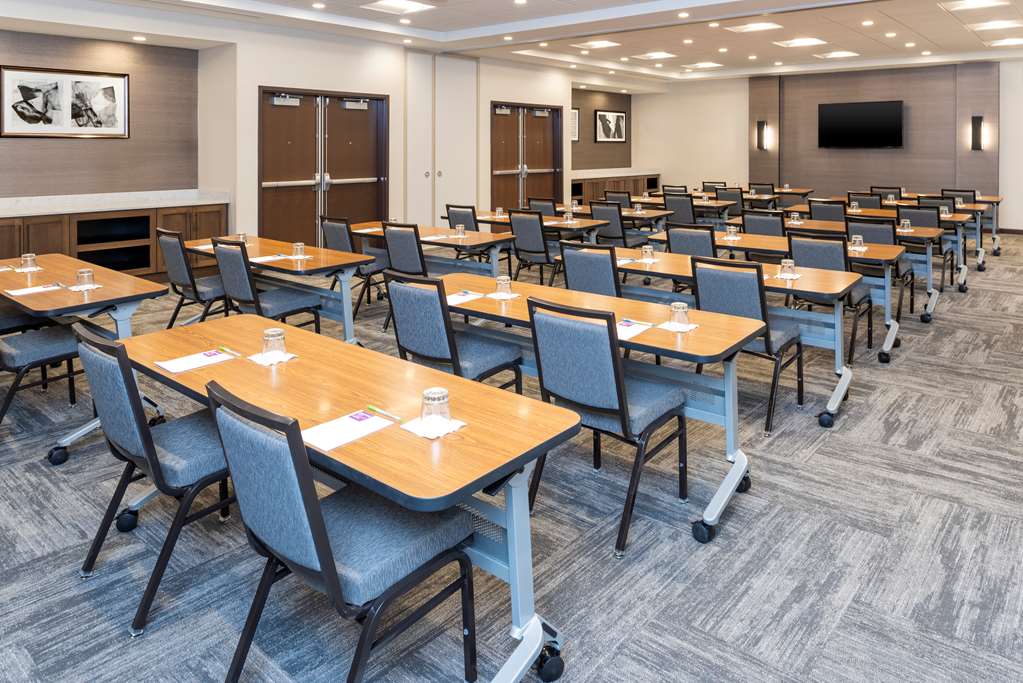 Hyatt Place Flint Grand Blanc - photo 17