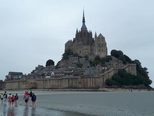 Avranches Baie du Mont Saint Michel Normandie — hotel in Avranches