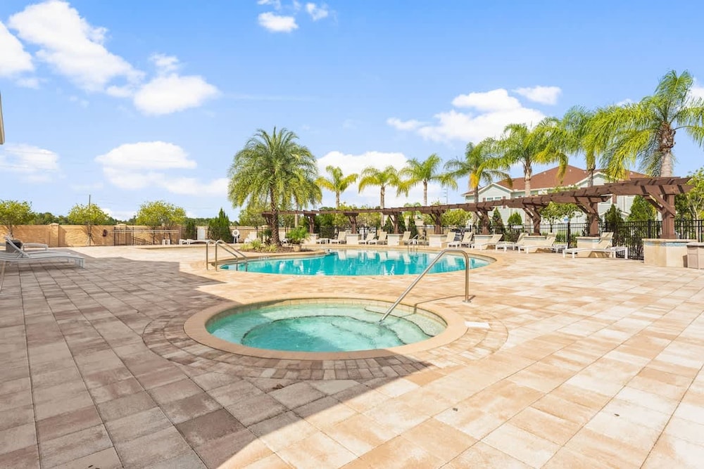 Beautiful 4 Br at West Lucaya Resort WL8979 - photo 46