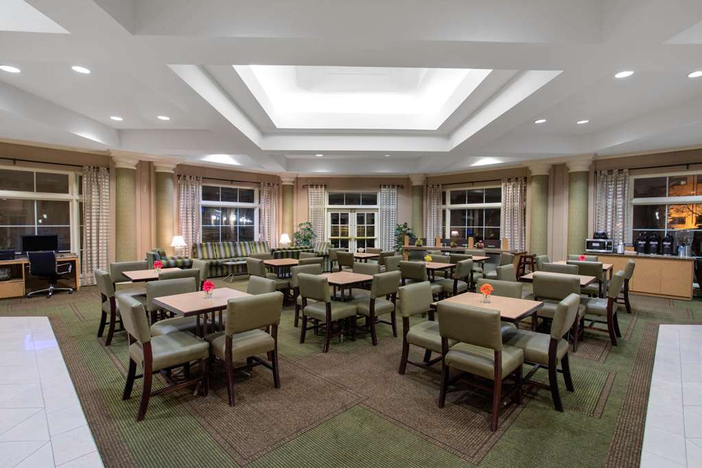La Quinta Inn & Suites by Wyndham Denver Southwest Lakewood - photo 7