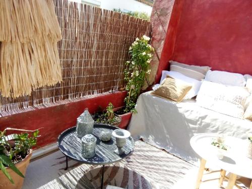 La Maison Perchee — 4-Star Luxury Hotel in Aigues-Mortes, France