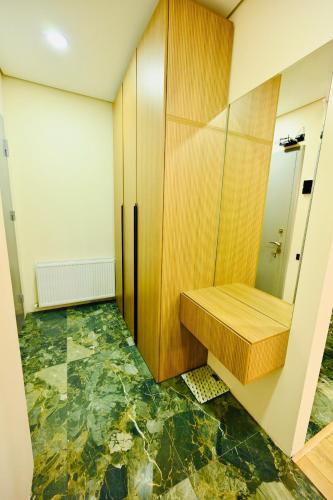 Luxury City Center Home