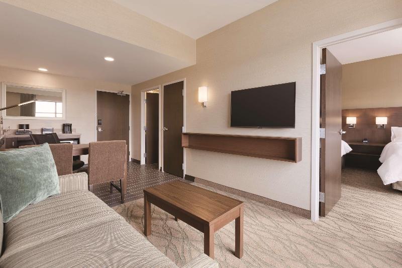 Embassy Suites by Hilton Akron Canton Airport - photo 33