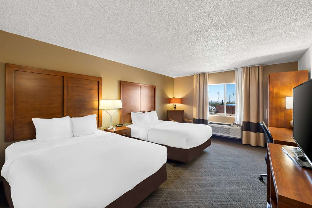 Comfort Inn & Suites near Kino Sports Complex - photo 15