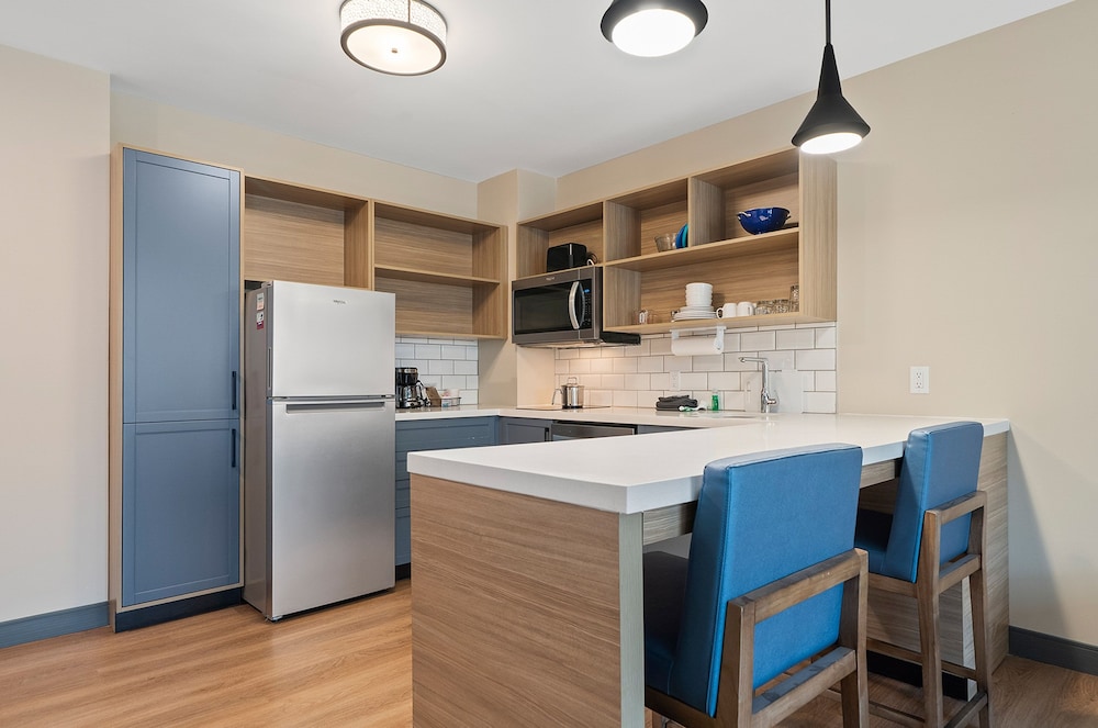 Candlewood Suites Perry National Fairground Area by IHG - photo 3