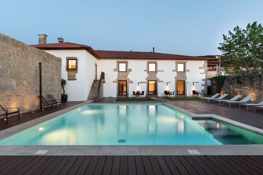 Casa De Santa Cruz — 4-Star Luxury Hotel in Torre De Moncorvo, Portugal