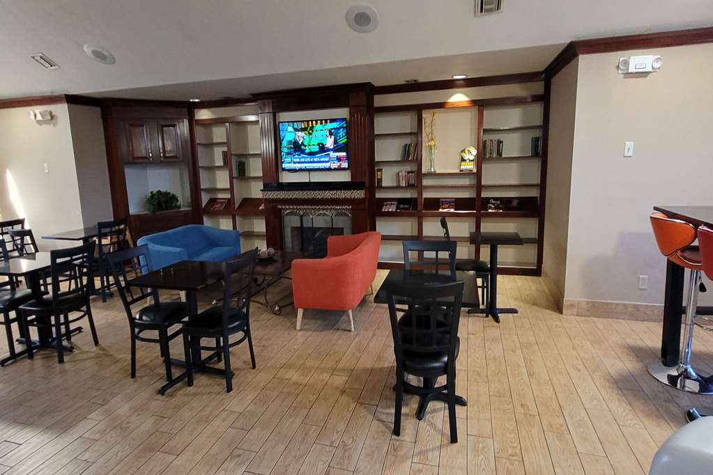 Quality Inn & Suites Columbia I 70 - photo 4