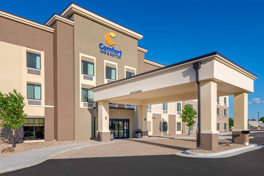 Comfort Inn & Suites North Mankato - photo 3