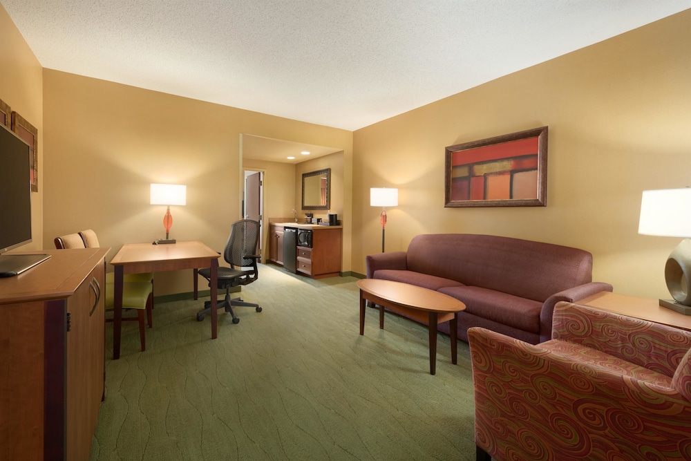 Embassy Suites by Hilton E Peoria Riverfront Conf Center - photo 10