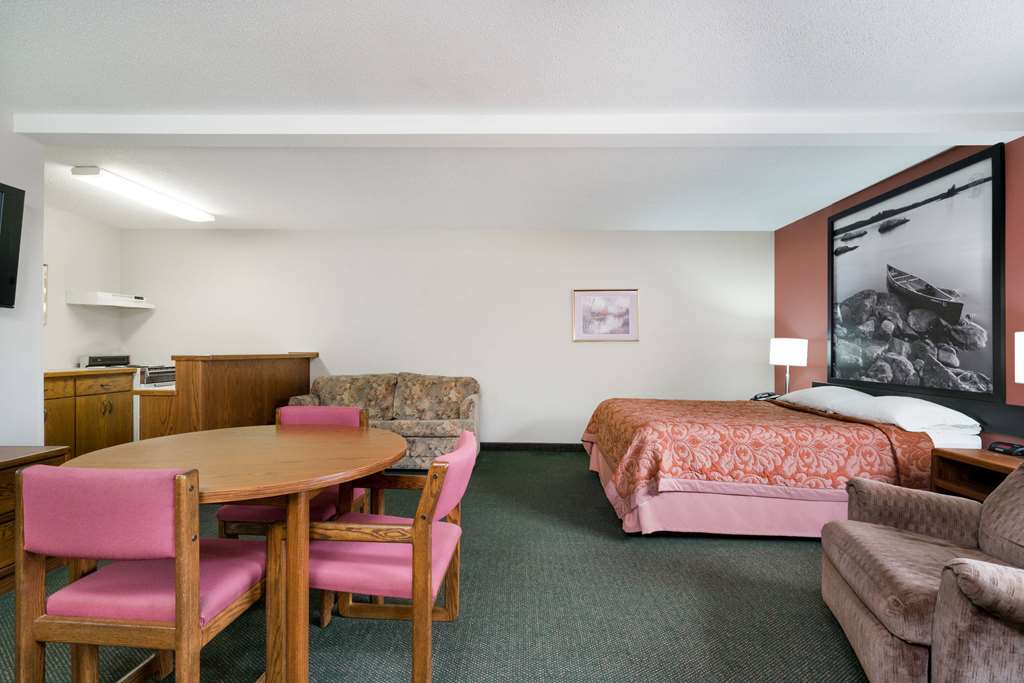 Super 8 by Wyndham Perham - photo 16