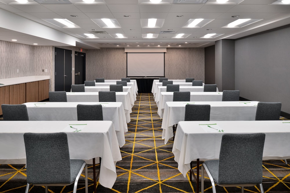Holiday Inn Hotel & Suites Overland Park Convention Center - photo 62