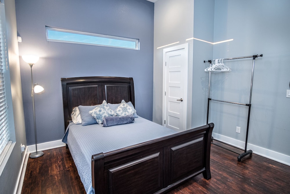 Prosperity Place Remodeled 3br 2ba Near Downtown - photo 3