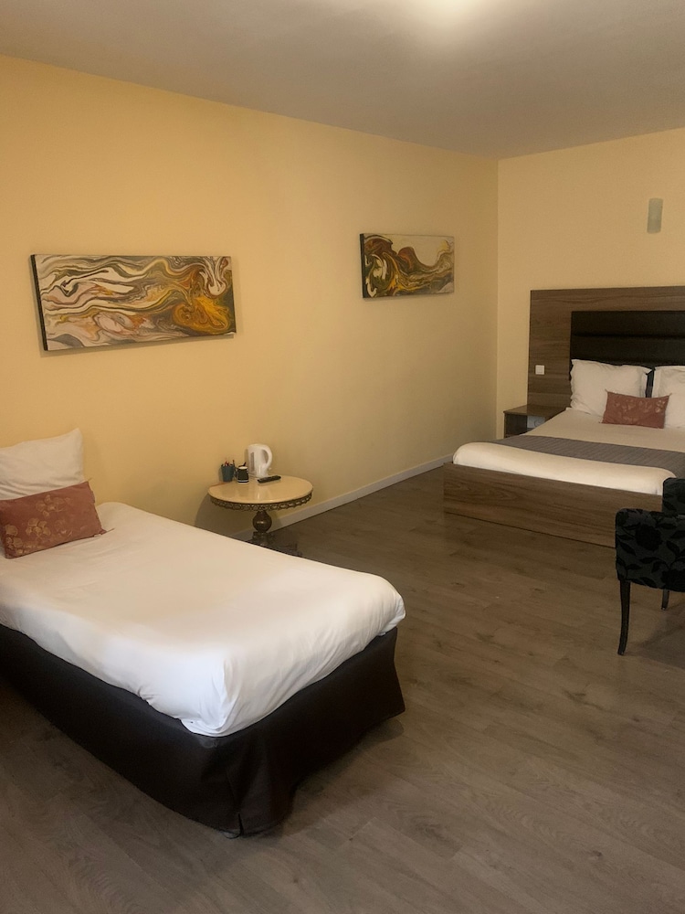 Permorez Hotel — Ferney Voltaire