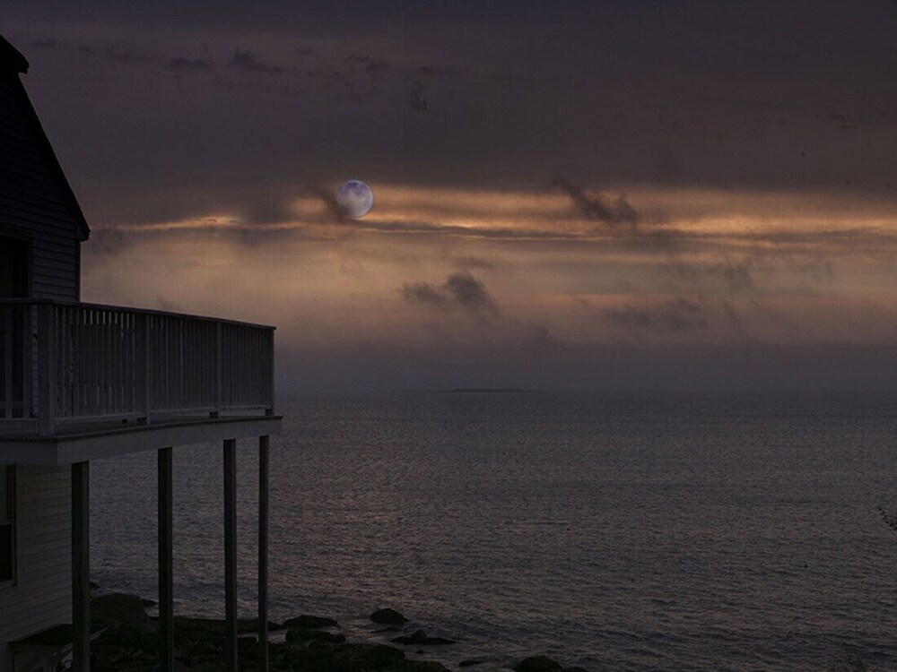 The Quarterdeck Inn By The Sea - photo 14