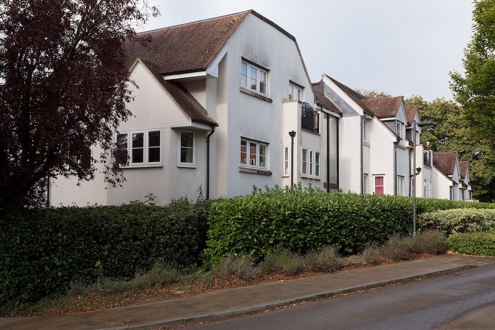 Beech Lodge — 4-Star Luxury Hotel in Oxford, United Kingdom