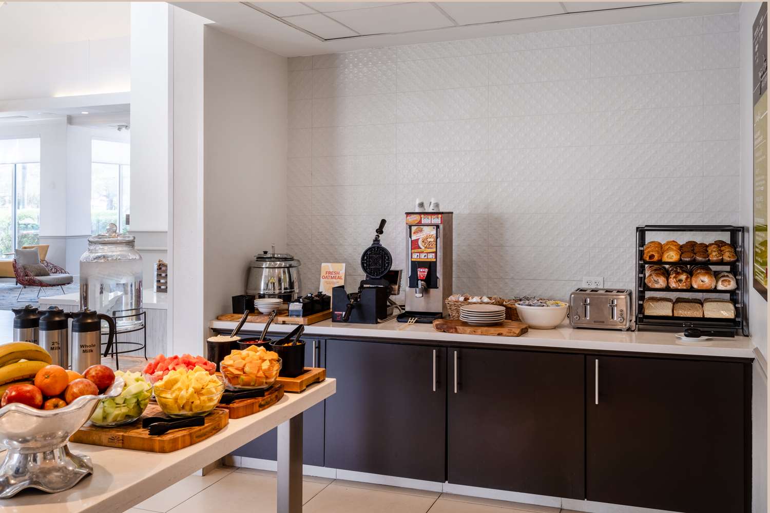 Hilton Garden Inn Bakersfield - photo 28