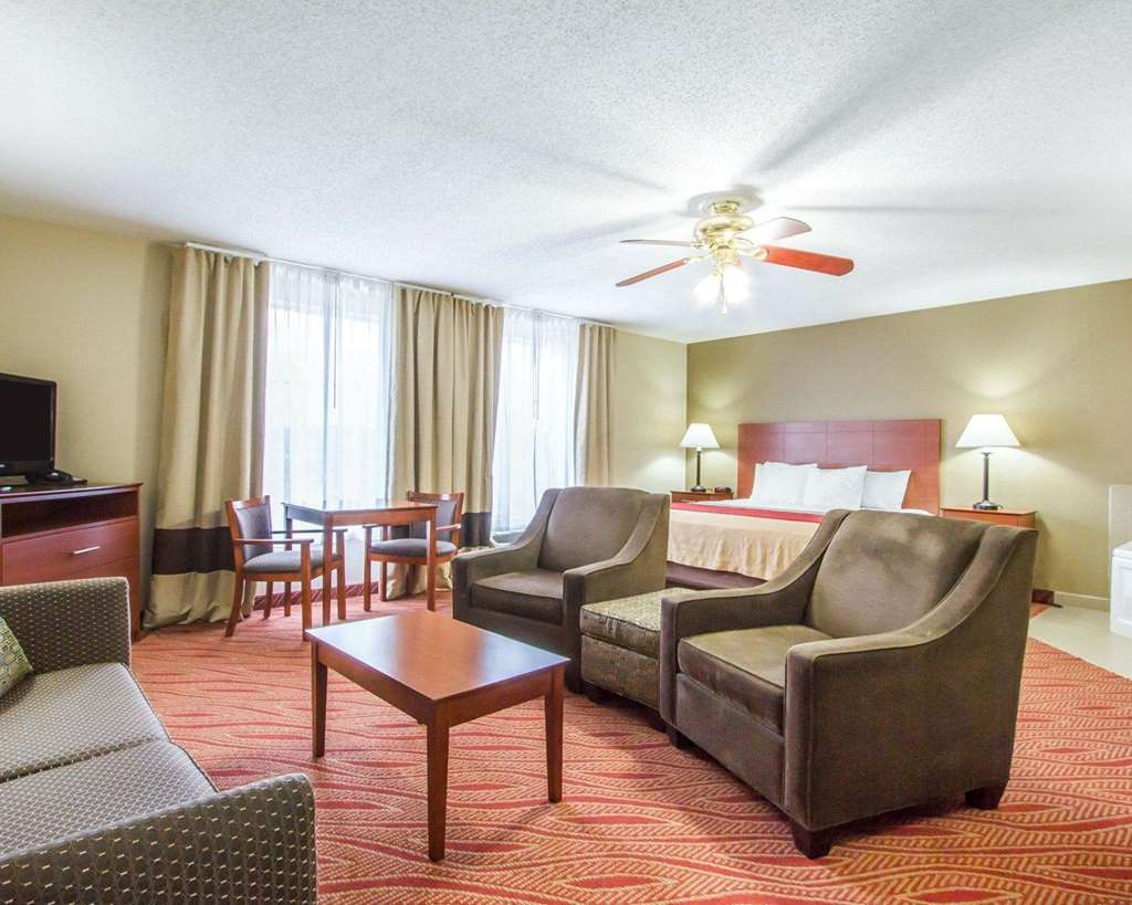 Comfort Inn Poplar Bluff North - photo 20