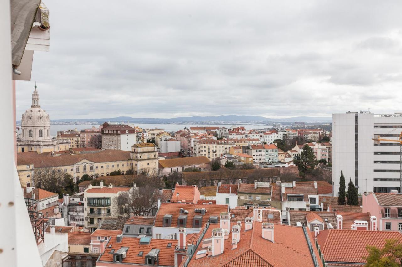 FLH Campo Ourique Apartment with View — 4-Star Luxury Hotel in Lisbon, Portugal