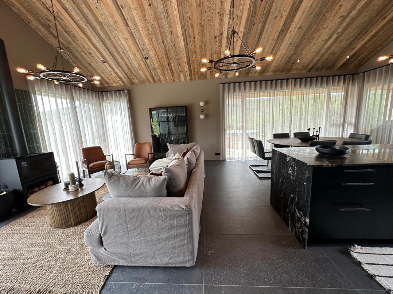 Stunning Luxury Chalet in West Iceland Birta Rentals