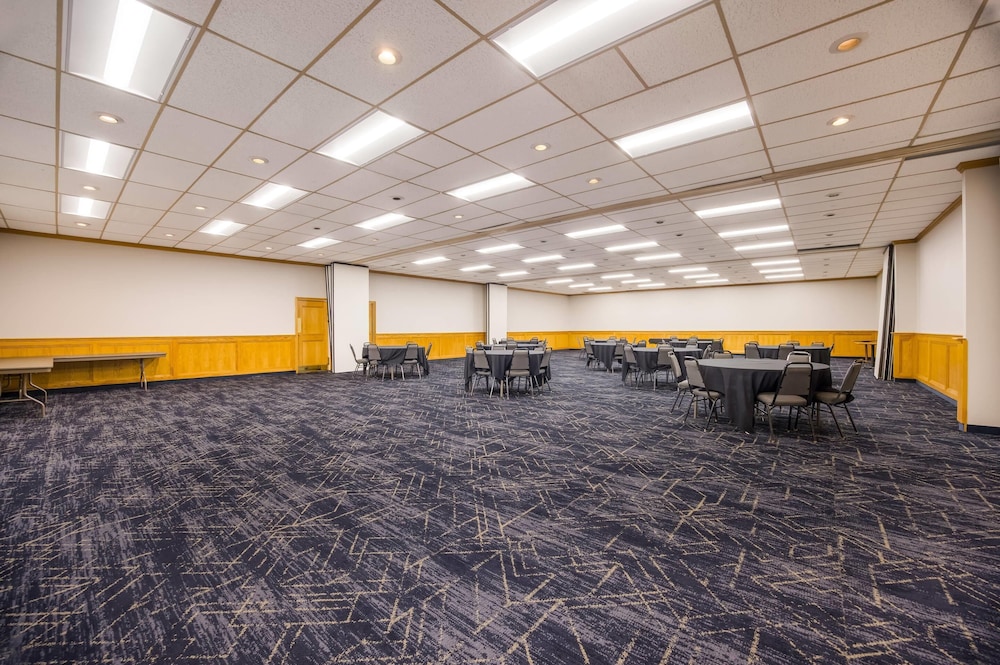 Suburban Studios Canon City - photo 28