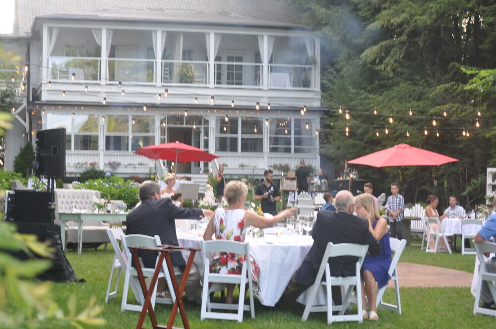 Chateau Rooms - photo 26