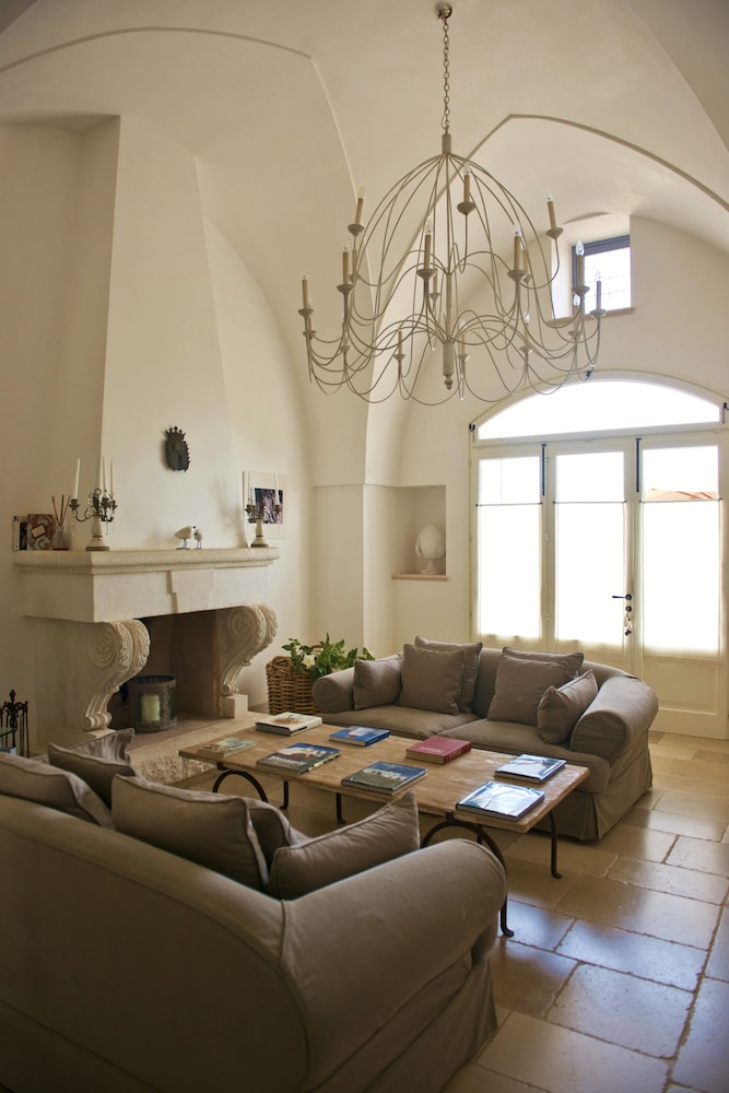 Masseria Don Luigi Luxury Farmhouse — 4-Star Luxury Hotel in Fasano, Italy