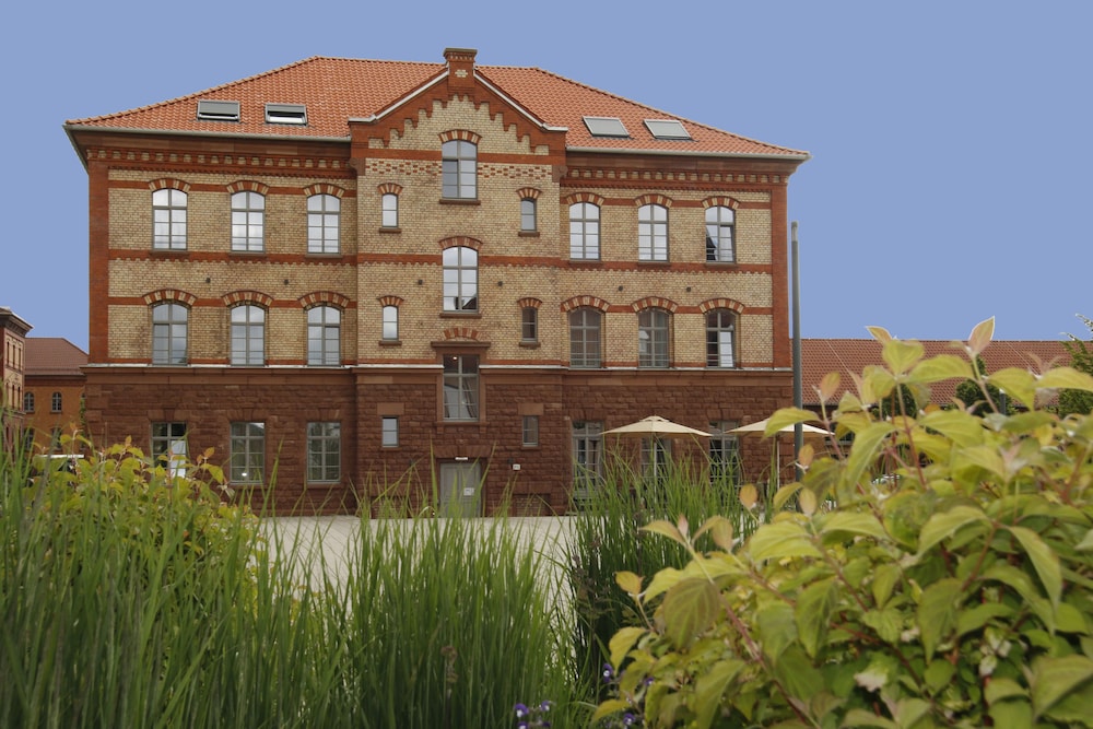 Amelie N 1 Hotel & Appartements in Landau In Der Pfalz, Germany