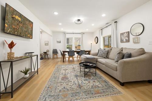 RazorDog 2 mi to U of A & DT Dog Friendly in Fayetteville, United States