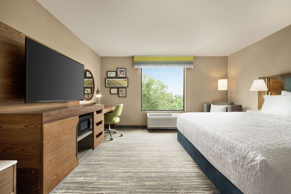 Hampton Inn & Suites Tacoma Puyallup - photo 13