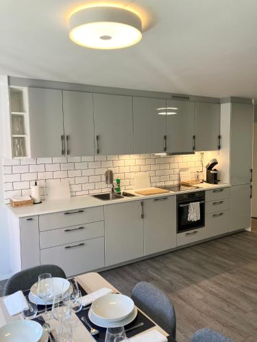 3BR Penthouse in city center with free parking — 4-Star Luxury Hotel in Oslo, Norway