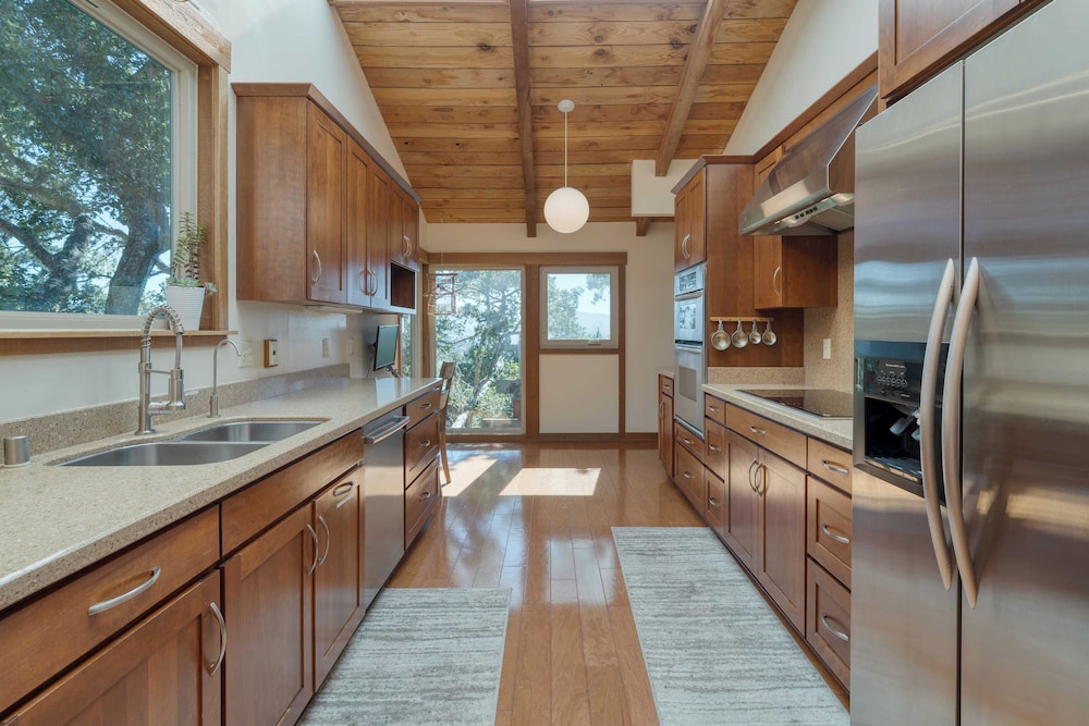 Serene Crest by Avantstay A Design Near Beaches - photo 8