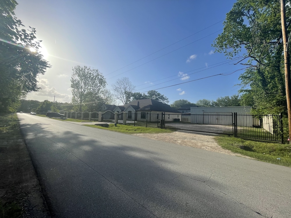 Iah Spheric Mini Mansion - photo 84