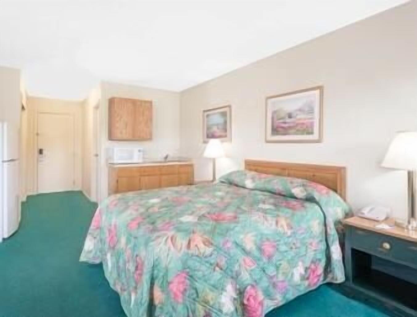 Travelodge by Wyndham New Philadelphia - photo 5