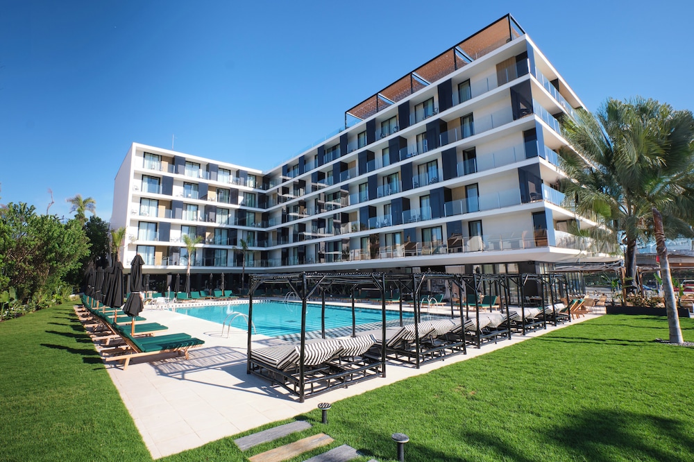 Estimar Marina Farnals in Valencia, Spain